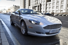 ASTON MARTIN DB9