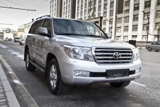 TOYOTA LAND CRUISER 200